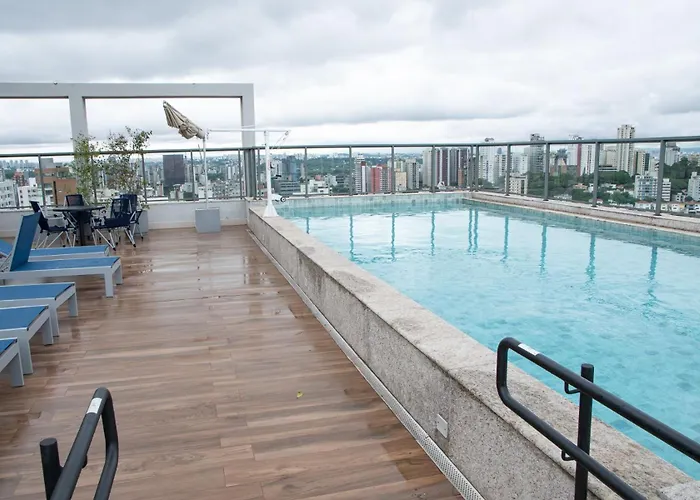 Pinheiros Hy By You Housi